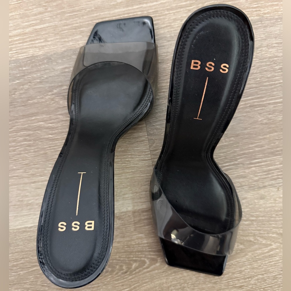 Black suede Studio "Marnie" Black slide heels BNWT mules women. Great Condition!